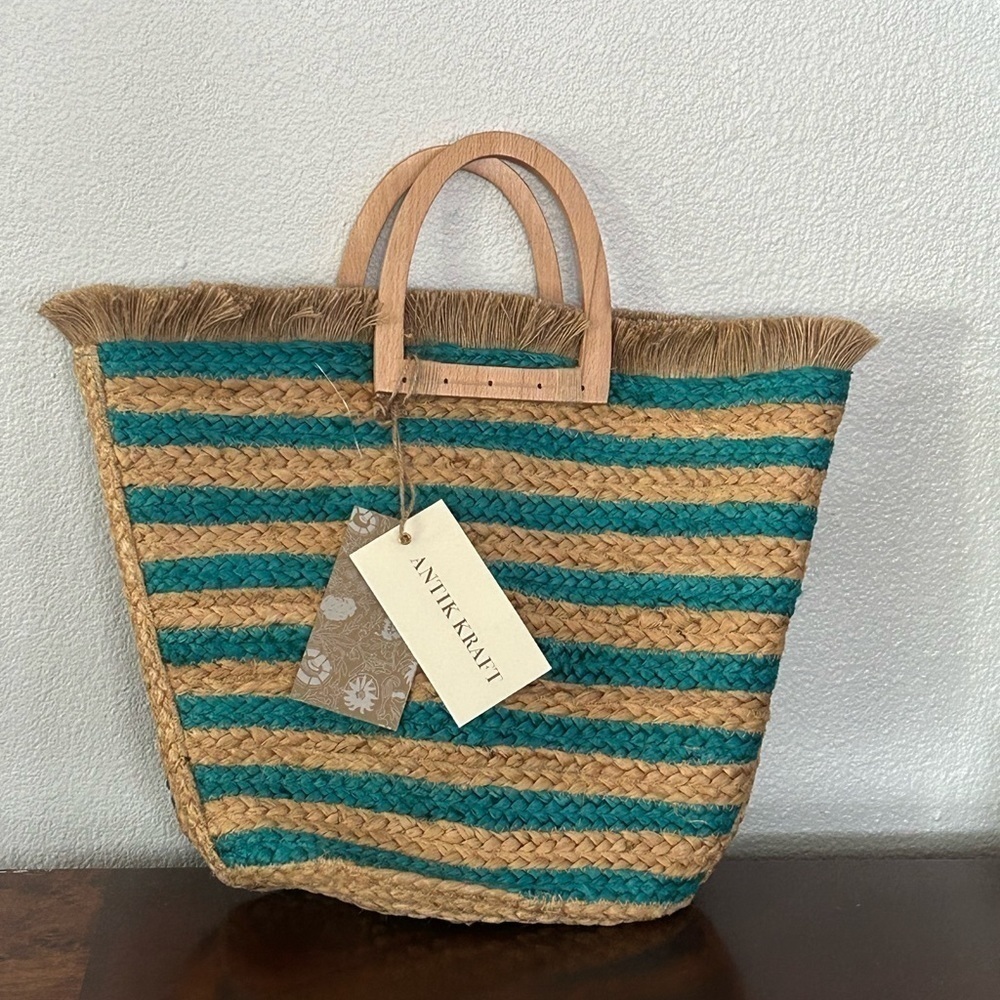 ANTIK KRAFT Hashree Wicker Jute Blue Stripes Tote Bag Wooden Handles Beach Bag - Picture 12 of 16